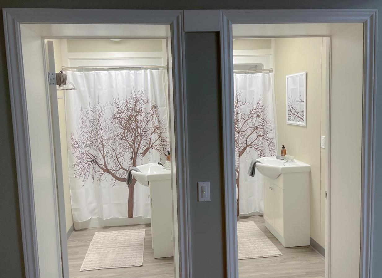 The Green Heart Inn Kingsville Екстер'єр фото